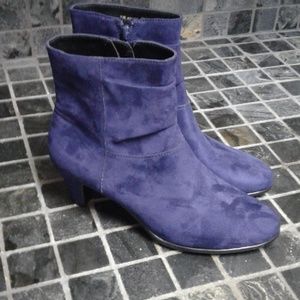 Purple suade zipper boots